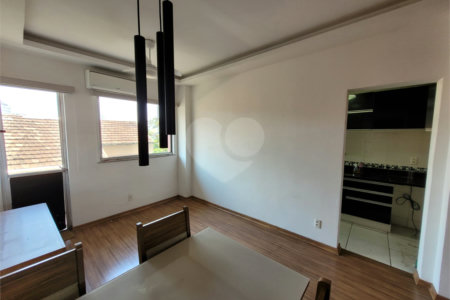 Apartamento à venda com 1 quarto em Sampaio, Rio de Janeiro, RJ