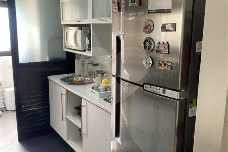 Apartamento à venda com 3 quartos, sendo 1 suíte, em Vila Andrade, São Paulo, SP