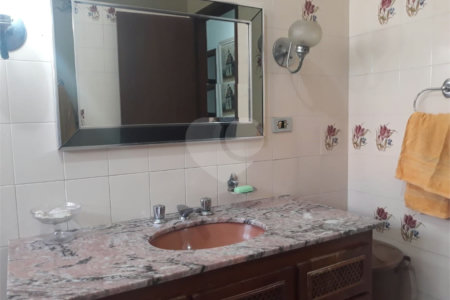Casa à venda ou para alugar com 3 quartos, sendo 1 suíte, em Jardim Maria Trindade, São Roque, SP