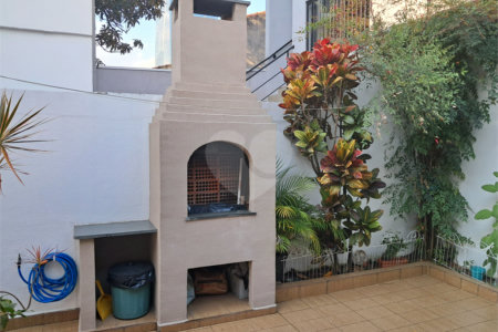 Sobrado à venda com 2 quartos em Granja Julieta, São Paulo, SP