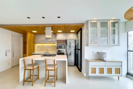 Apartamento à venda com 2 quartos, sendo 1 suíte,  em Vila Olímpia, São Paulo, SP