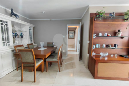Apartamento à venda com 3 quartos, sendo 1 suíte,  em Perdizes, São Paulo, SP
