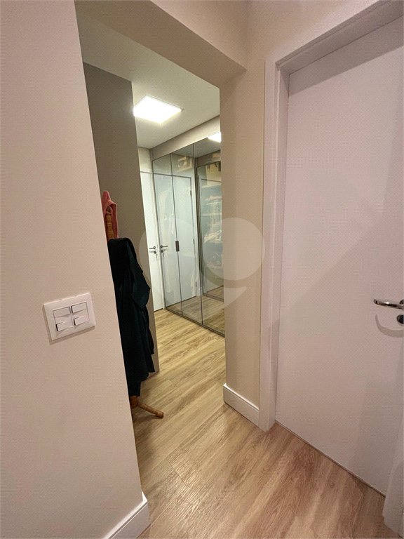 Apartamento à venda com 2 suítes em Vila Anastácio, São Paulo, SP