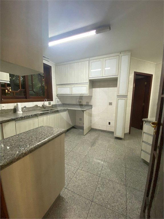 Casa à venda com 3 quartos, sendo 4 suítes,  no condomínio Estância Marambaia, Vinhedo - SP