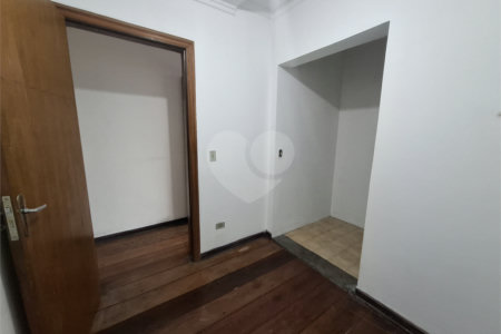 Sobrado à venda com 3 quartos, sendo 1 suíte, em Campo Grande, São Paulo, SP