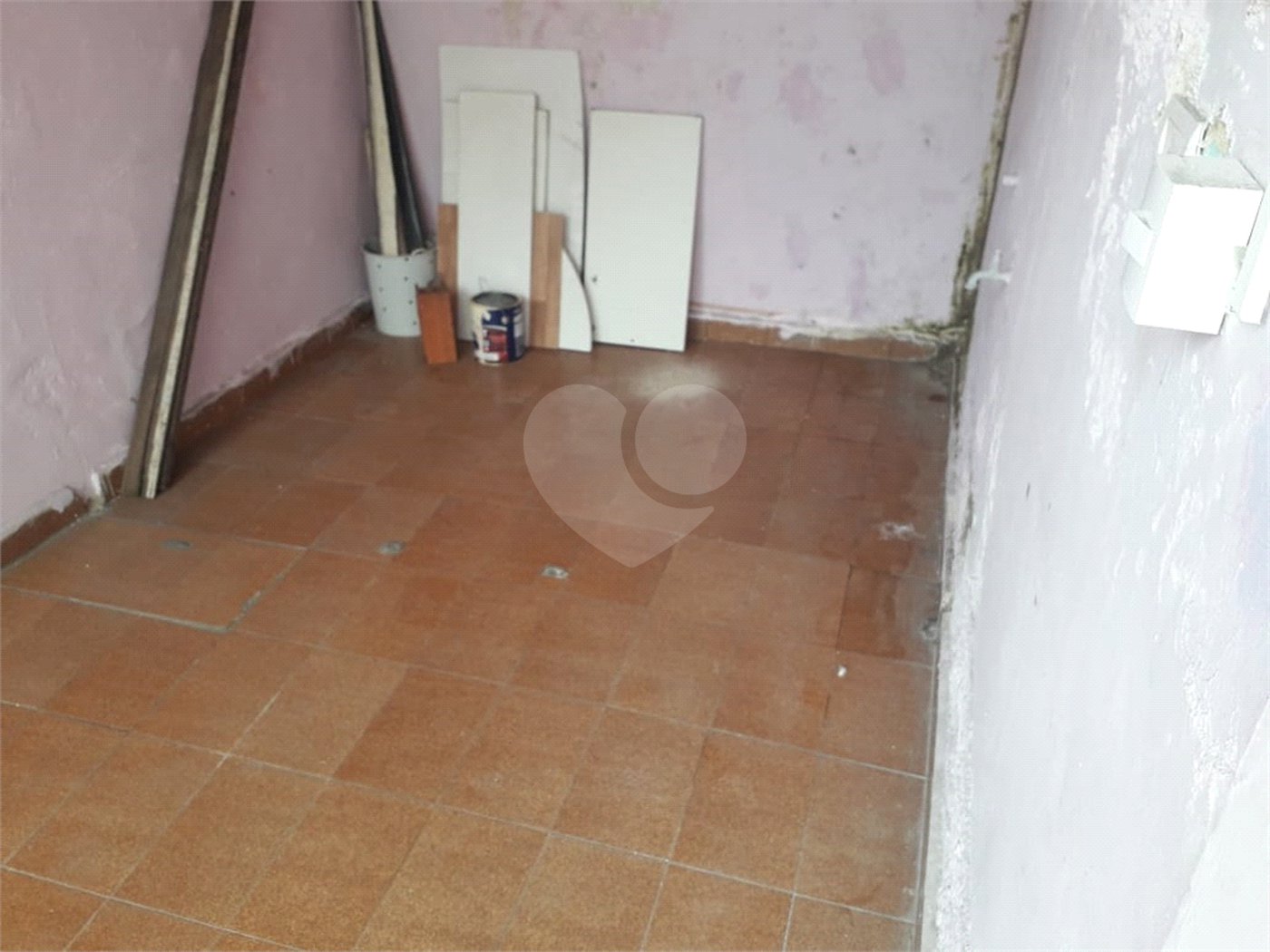 Casa Térrea à venda com 4 quartos, sendo 1 suíte, em Vila Constança, São Paulo, SP