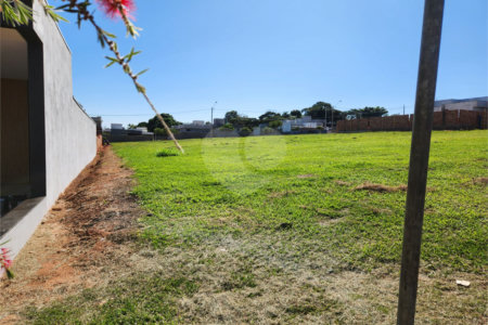 Terreno à venda em Residencial Volpi, Araraquara, SP