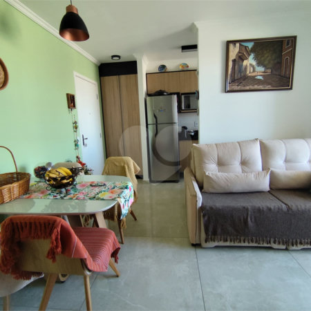 Apartamento à venda com 2 quartos, sendo 1 suíte,  em Parque Vitória, São Paulo, SP
