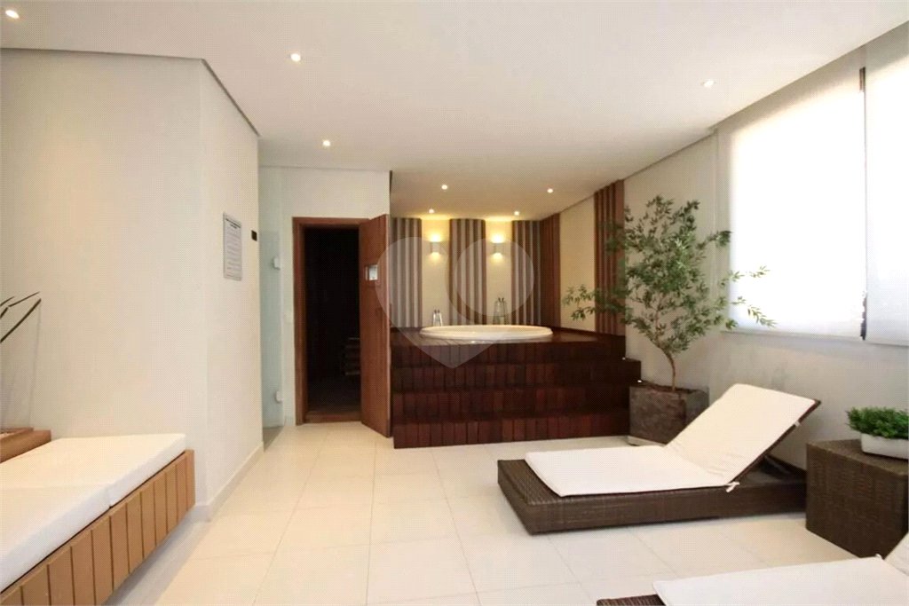 Apartamento à venda com 3 quartos, sendo 1 suíte,  em Vila Prudente, São Paulo, SP
