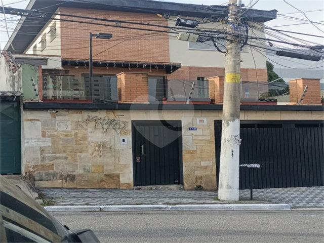 Sobrado à venda com 3 quartos, sendo 1 suíte,  em Santana, São Paulo, SP