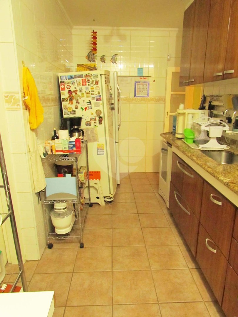 Casa de Vila à venda com 4 quartos, sendo 1 suíte, em Chácara Monte Alegre, São Paulo, SP