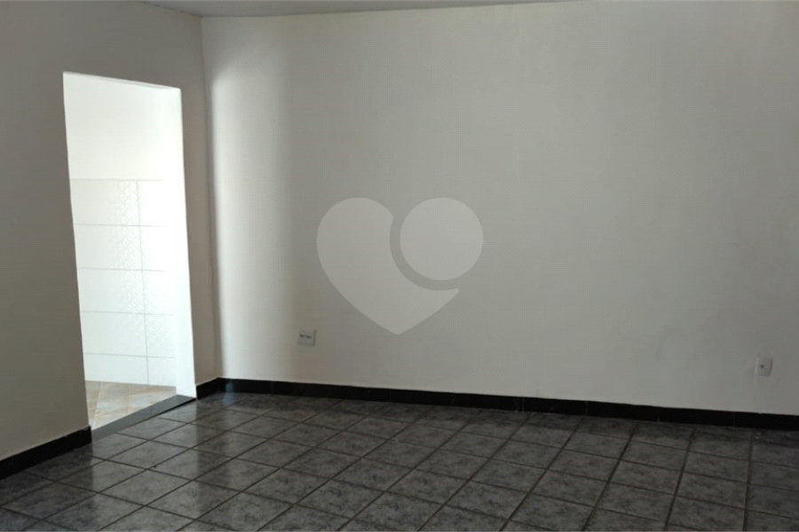 Casa Térrea à venda com 3 quartos, sendo 2 suítes, em Jardim Franca, São Paulo, SP