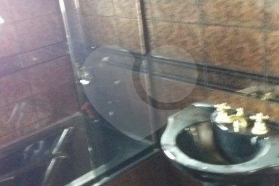 Sobrado à venda com 4 quartos, sendo 1 suíte, em Vila Nova Cachoeirinha, São Paulo, SP