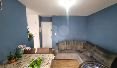 Apartamento à venda com 2 quartos, sendo 1 suíte, em Vila Carmosina, São Paulo, SP