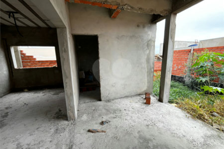 Casa à venda com 3 quartos, sendo 1 suíte, em Residencial Villaggio Di Capri, Itapetininga, SP