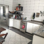 Sobrado à venda com 4 quartos, sendo 1 suíte, em Chácara Jafet, Mogi das Cruzes, SP