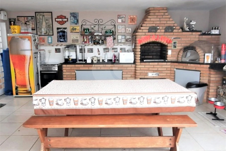 Casa à venda com 5 quartos, sendo 4 suítes, em Santana, São Paulo, SP