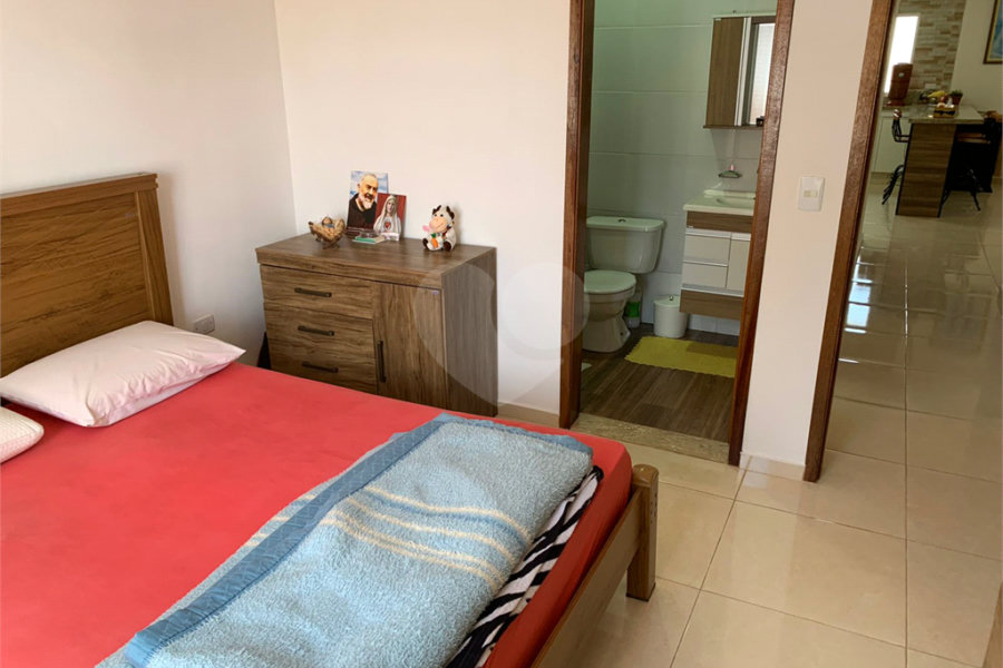 Casa à venda com 3 quartos, sendo 1 suíte, em Olho D'água, Mairiporã, SP