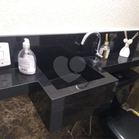 Casa à venda com 3 quartos, sendo 1 suíte,  no condomínio Casa de Rua, São Paulo - SP