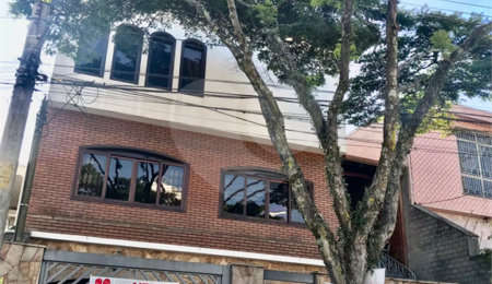 Sobrado à venda com 3 suítes em Jardim Franca, São Paulo, SP
