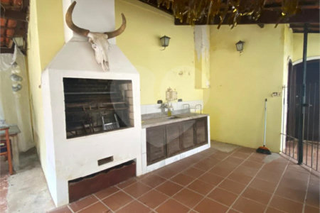 Sobrado à venda com 6 quartos, sendo 4 suítes,  em Retiro das Fontes, Atibaia, SP