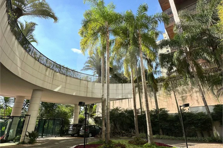 Apartamento à venda com 3 suítes em Morumbi, São Paulo, SP