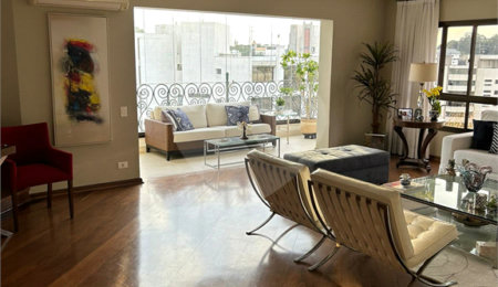 Apartamento à venda com 4 suítes em Real Parque, São Paulo, SP