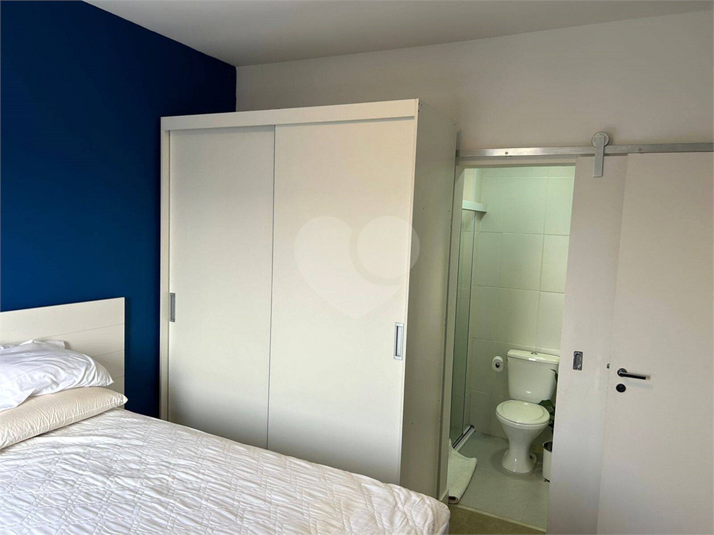 Apartamento à venda com 4 quartos, sendo 1 suíte,  em Jardim Armênia, Mogi das Cruzes, SP