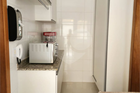 Casa à venda com 4 suítes no condomínio Pedra Grande, Atibaia - SP