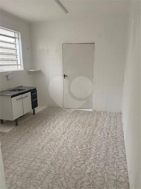 Sobrado à venda com 5 quartos, sendo 1 suíte, em Nova Piraju, São Paulo, SP