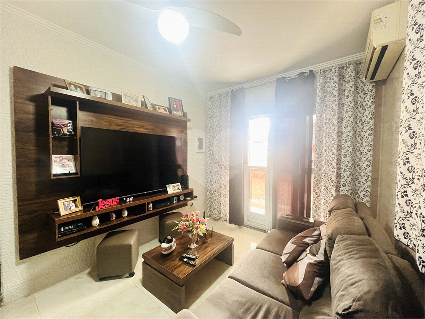Casa à venda com 3 quartos, sendo 1 suíte, em Campo Grande, Rio de Janeiro, RJ