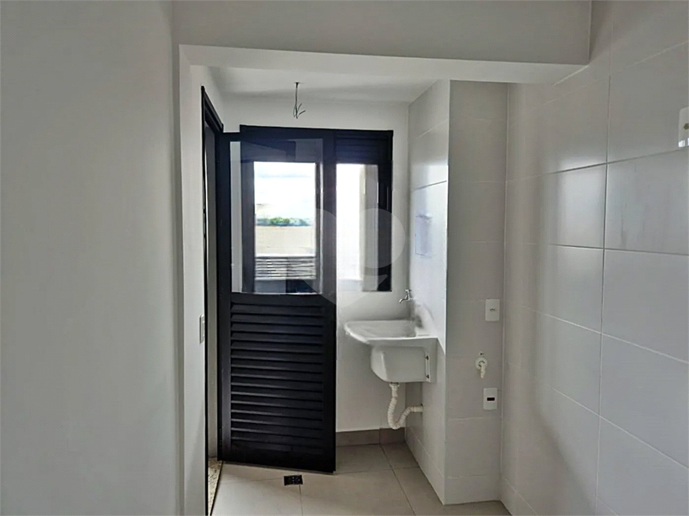 Apartamento à venda ou para alugar com 2 quartos, sendo 1 suíte, em Jardim Olhos D'água II, Ribeirão Preto, SP