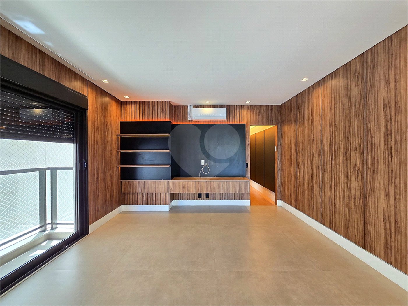Apartamento à venda com 5 quartos, sendo 4 suítes, em Santa Cecília, São Paulo, SP