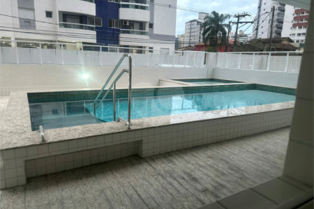 Apartamento à venda ou para alugar com 2 quartos, sendo 1 suíte,  em Guilhermina, Praia Grande, SP