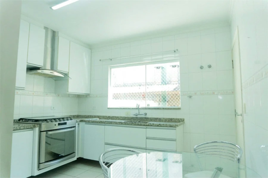 Sobrado à venda com 3 quartos, sendo 2 suítes, em Butantã, São Paulo, SP