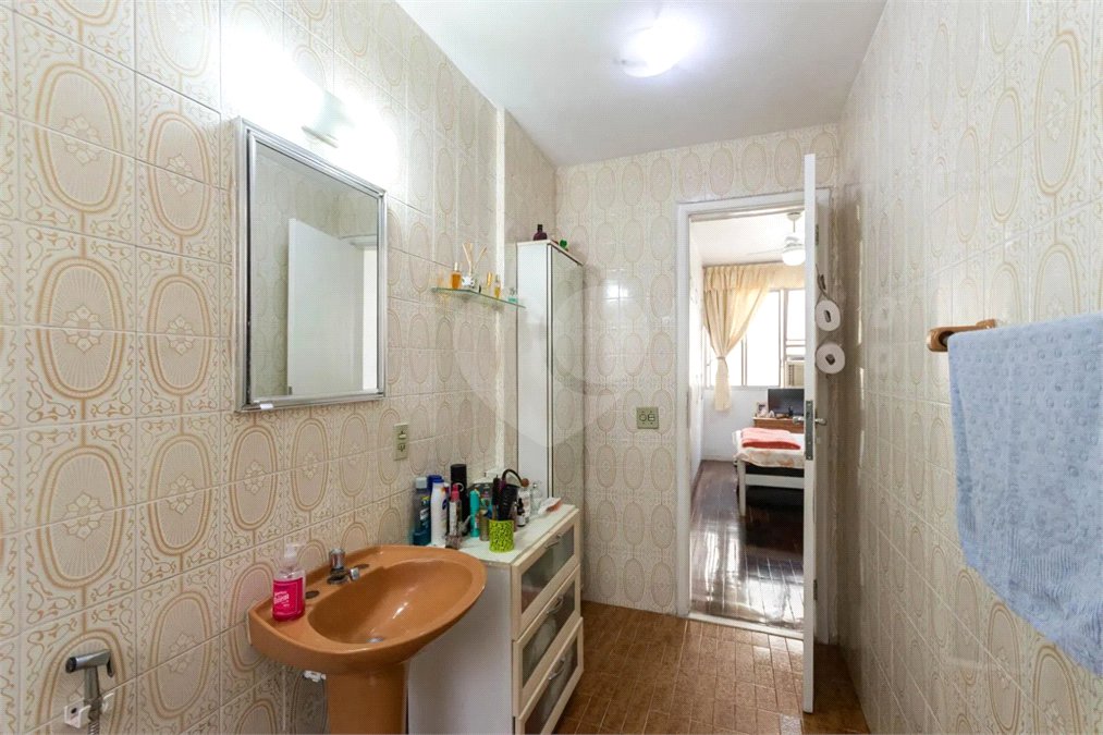 Apartamento à venda com 3 quartos, sendo 1 suíte, em Tijuca, Rio de Janeiro, RJ