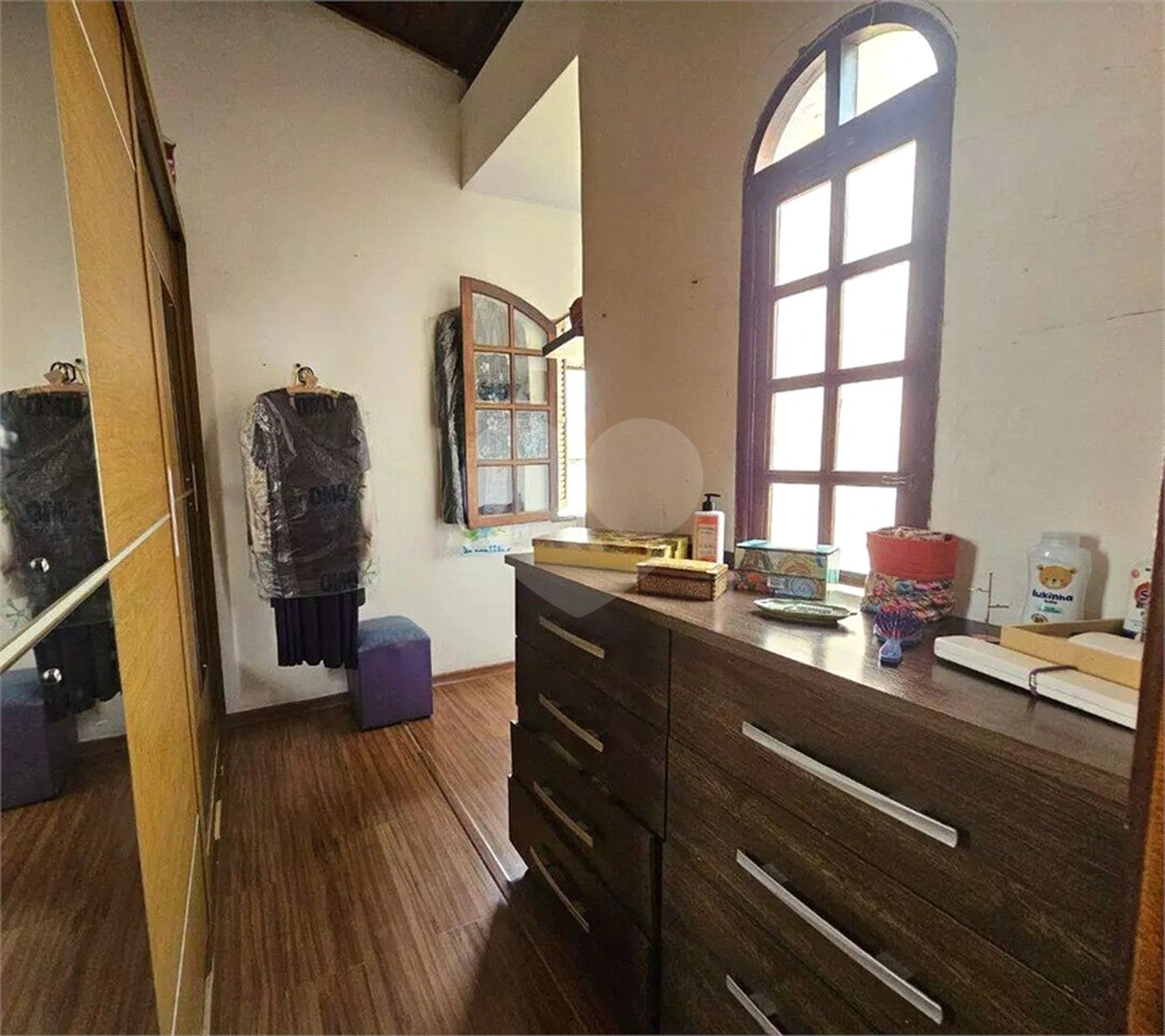 Casa Térrea à venda com 3 quartos, sendo 1 suíte, no Centro, Poá, SP