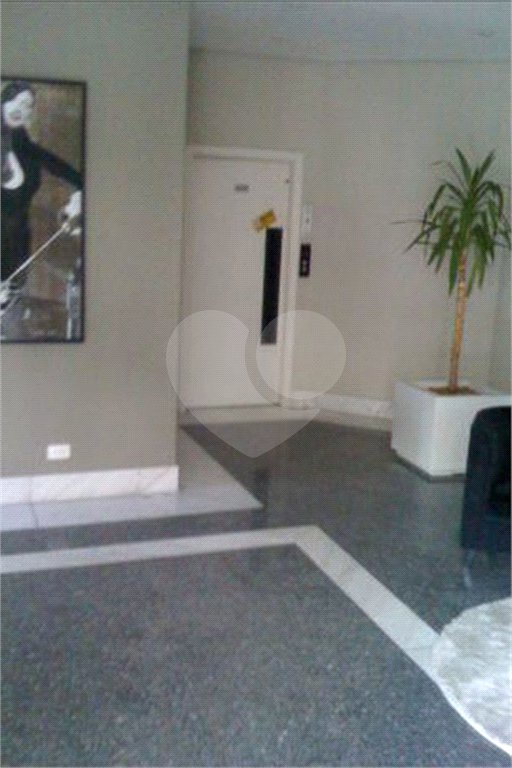 Apartamento à venda com 4 quartos, sendo 2 suítes,  em Aclimação, São Paulo, SP