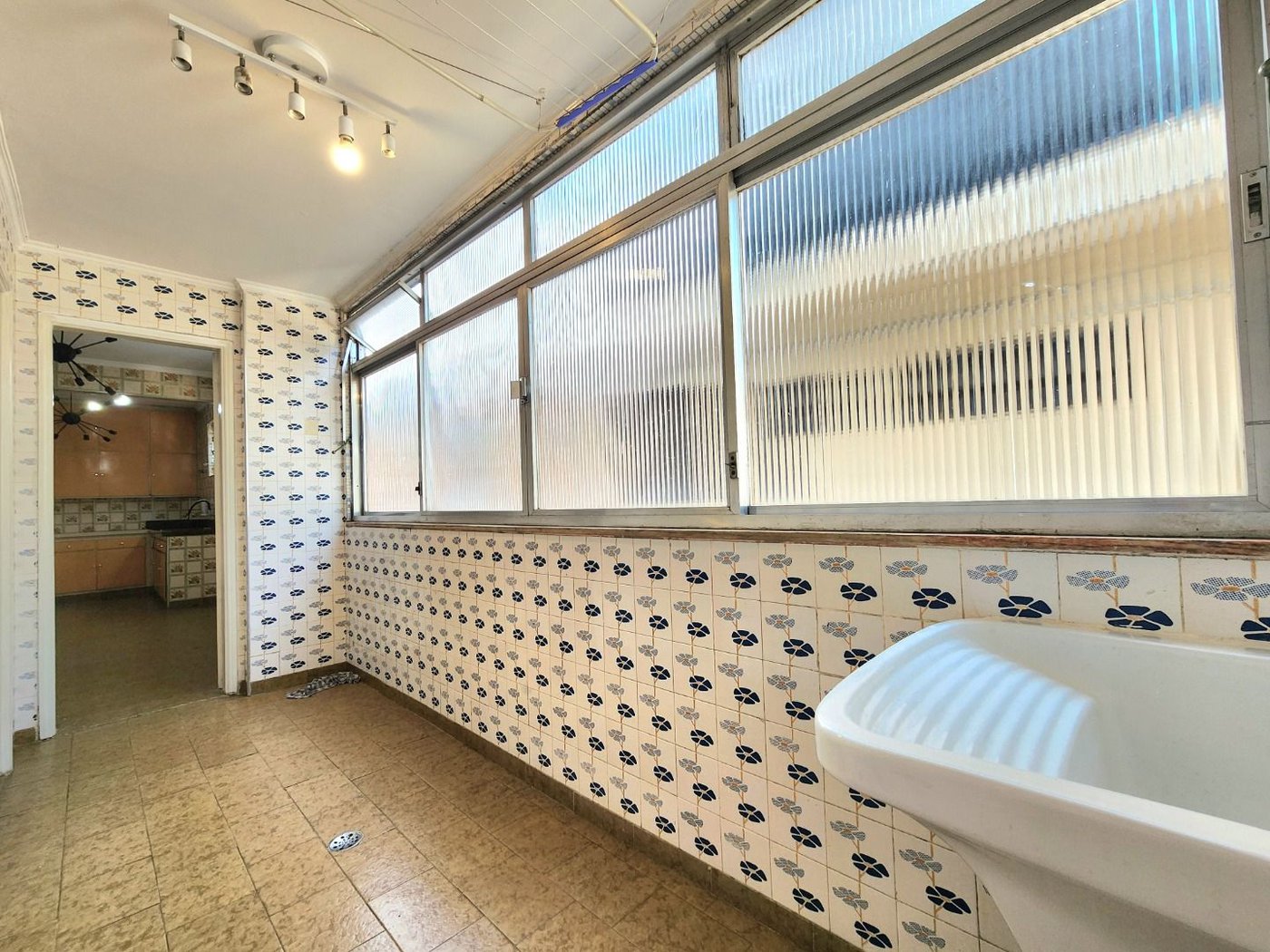 Apartamento com 3 dormitórios para alugar, 130 m² por R$ 5.500,00/mês - Gonzaga - Santos/SP