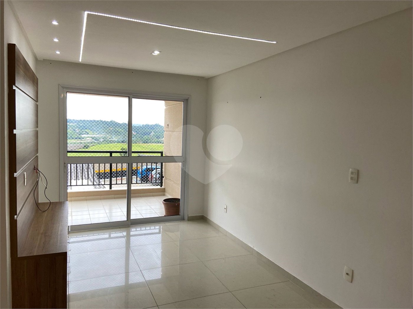 Apartamento à venda com 3 quartos, sendo 1 suíte, em Jardim Estoril, São José dos Campos, SP