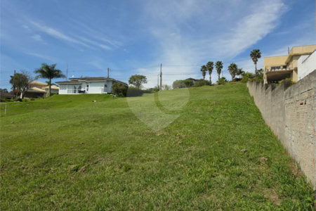 Terreno à venda no condomínio Village Ipanema 1, Araçoiaba da Serra - SP