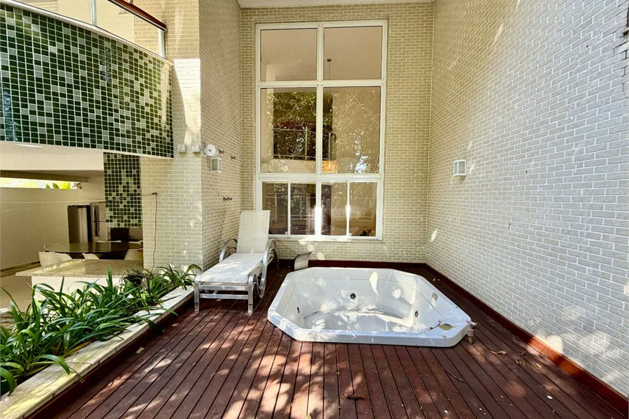 Apartamento à venda com 4 suítes em Riviera de São Lourenço, Bertioga, SP