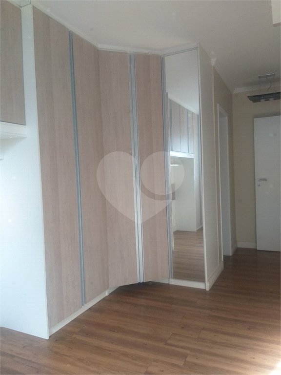 Apartamento à venda com 2 suítes em Guilhermina, Praia Grande, SP