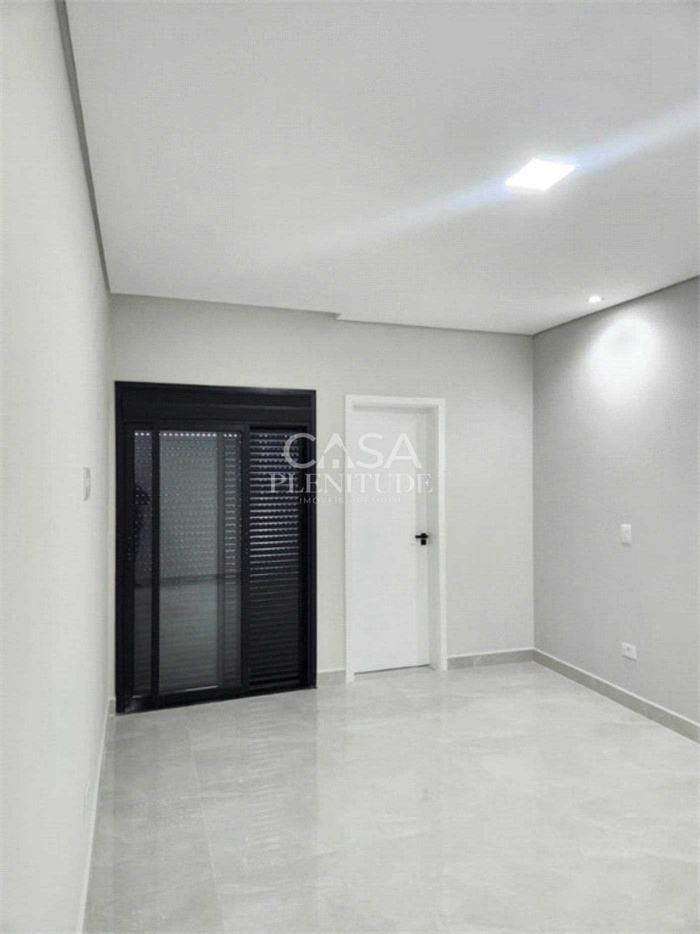 Casa em condomínio à venda com 3 quartos, sendo 2 suítes,  em Jardim Villagio Milano, Sorocaba, SP
