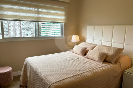 Apartamento à venda com 3 quartos, sendo 1 suíte,  em Jardim Caboré, São Paulo, SP