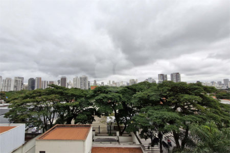 Apartamento à venda com 4 suítes em Moema, São Paulo, SP