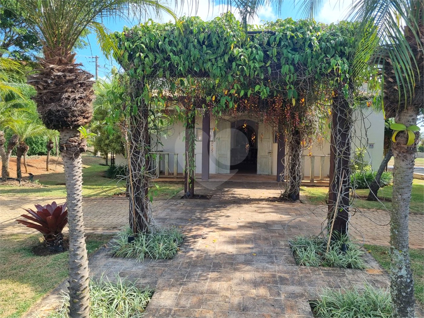 Casa à venda com 4 suítes no condomínio Xapada Park Ytu, Itu - SP