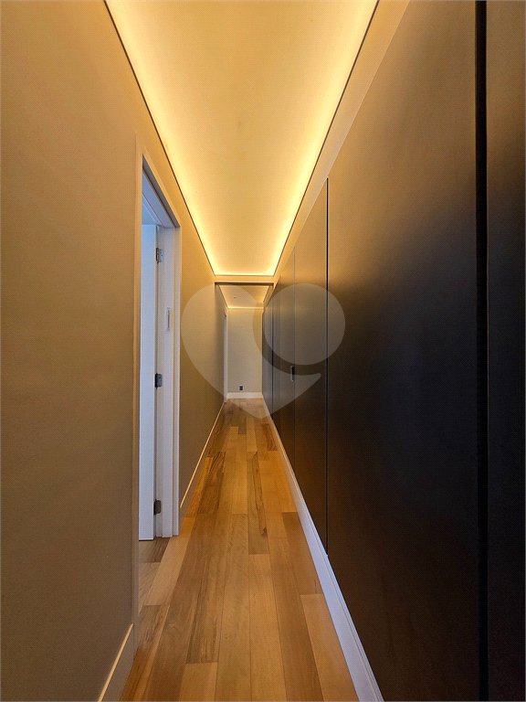 Apartamento à venda com 5 quartos, sendo 4 suítes, em Santa Cecília, São Paulo, SP