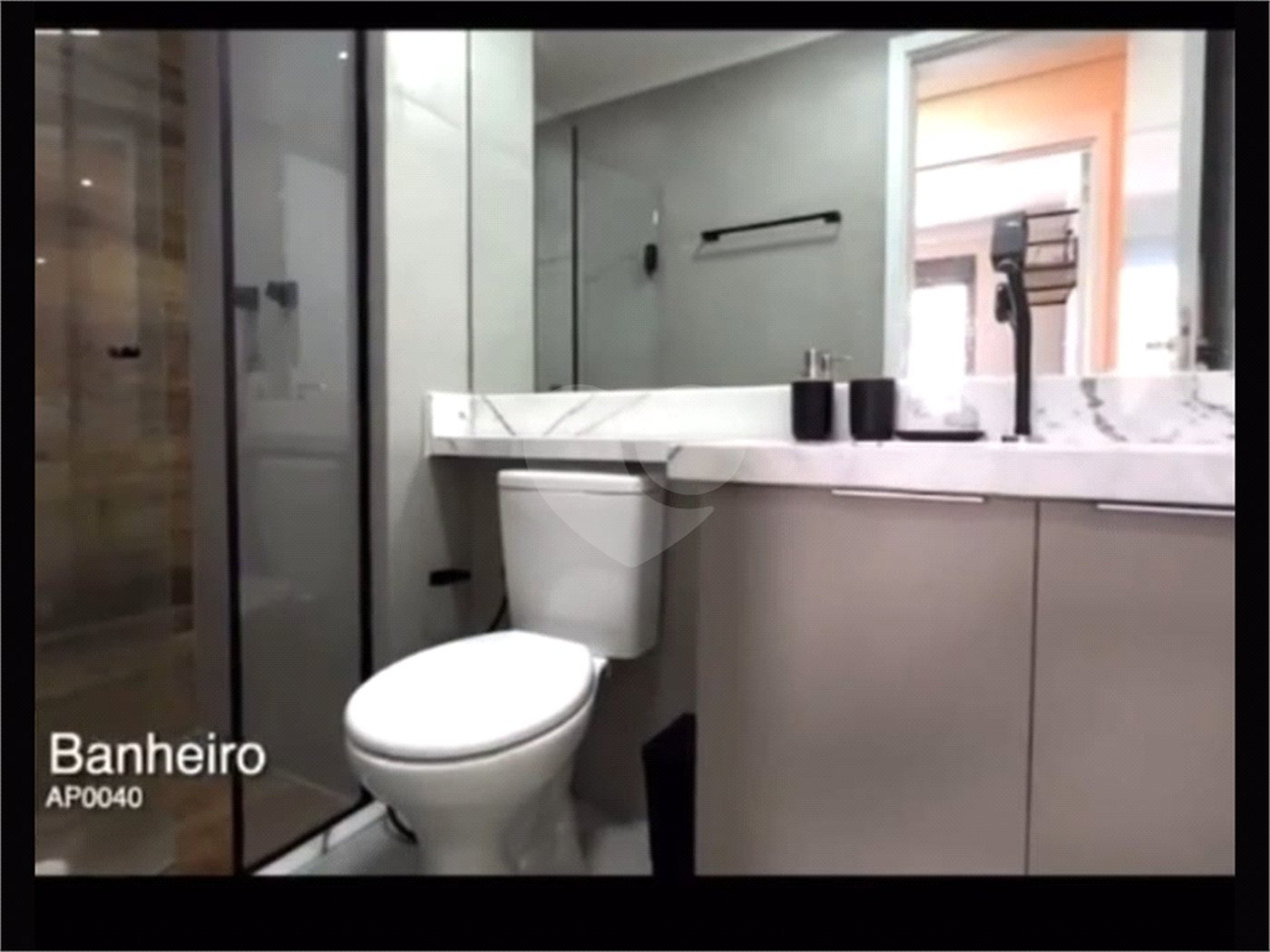 Apartamento à venda com 2 quartos, sendo 1 suíte, em Santo Amaro, São Paulo, SP