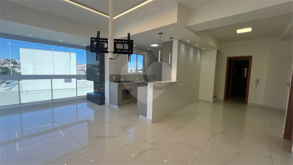 Apartamento para alugar com 2 quartos, sendo 1 suíte, em Jardim Maristela, Atibaia, SP